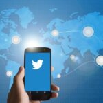 Comment ajouter et utiliser plusieurs comptes Twitter mobile...