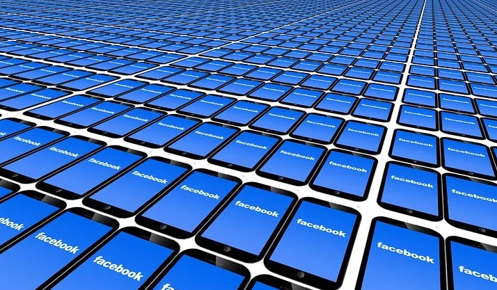 Signaler une Page Facebook arborant un badge de vérification bleu ou gris contr...