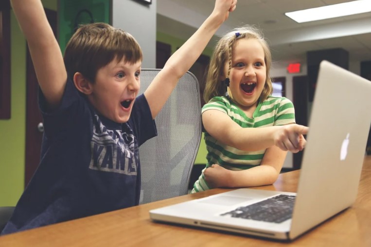 Protéger les enfants contre Internet avec le contrôle parental de Google Play