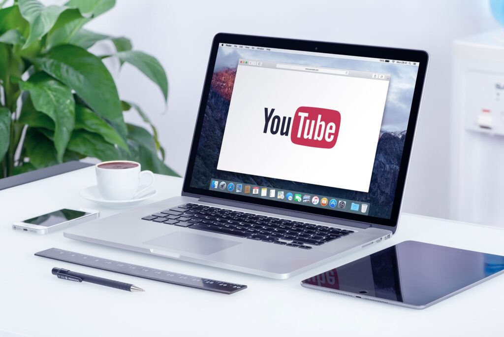 Comment flouter des parties de vidéos pour masquer des visages sur Youtube
