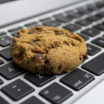 Google ajoute un bouton "rejeter tout" pour les cookies en Europe...