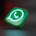 Comment connaître la position de quelqu'un via WhatsApp...