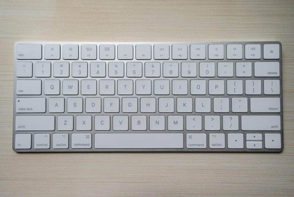 clavier QWERTY en AZERTY