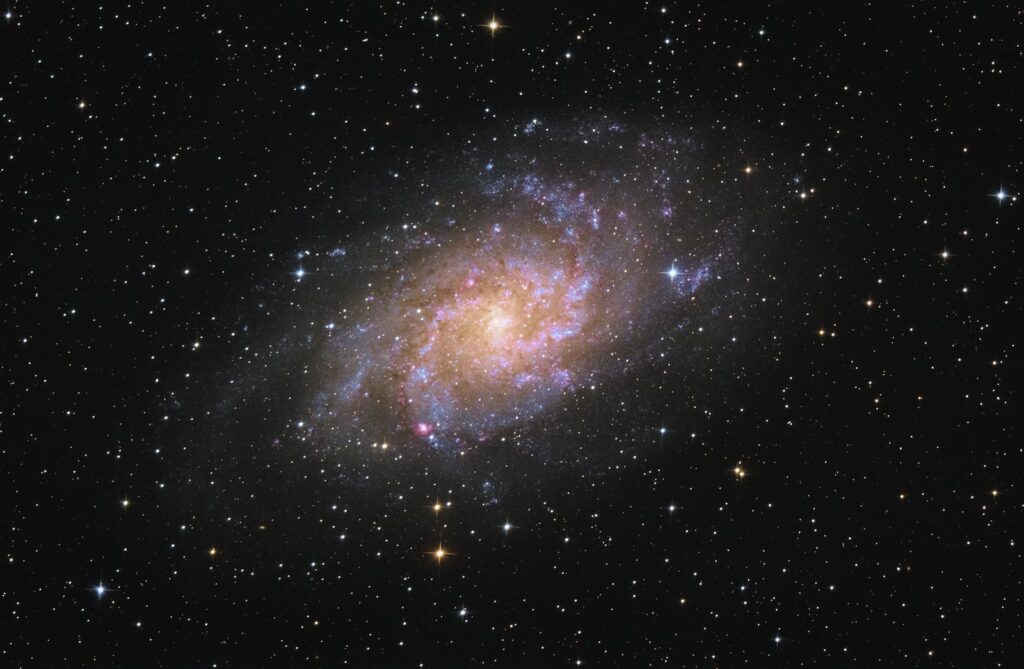 À 545 années-lumière, la planète la plus folle de la galaxie