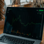 Investir dans des CFD sur l'or: comment s'y prendre en 2023?...